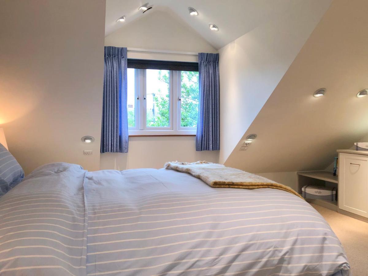 Bed and Breakfast Laurels Felsted Экстерьер фото